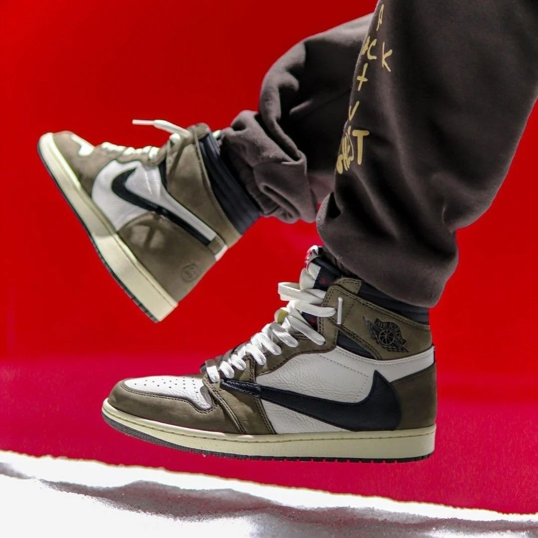 Jordan_1_Retro_High_OG_SP_Travis_Scott_Mocha_vibe_2_the_attic.jpg